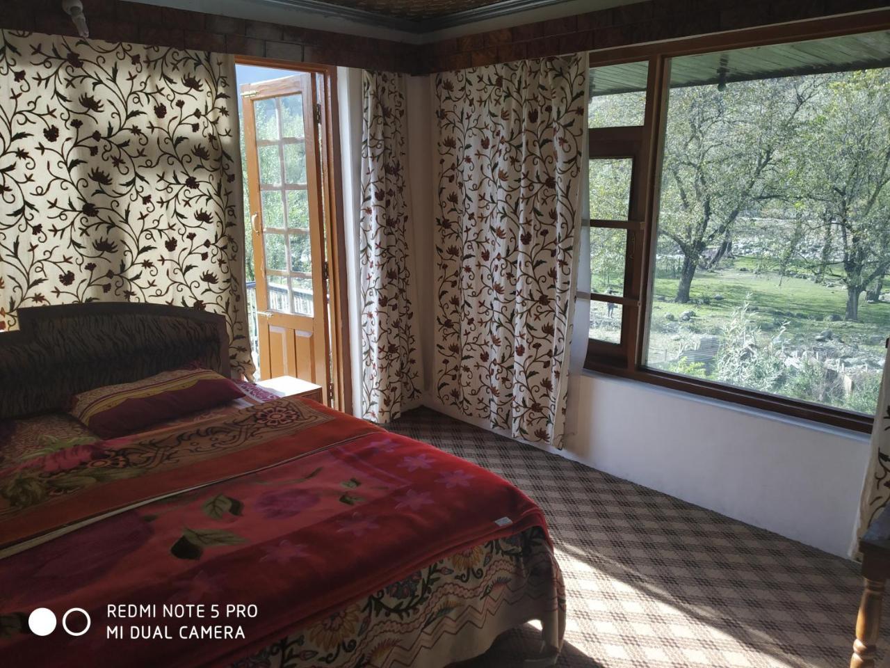 Hotel King Palace Pahalgām Εξωτερικό φωτογραφία