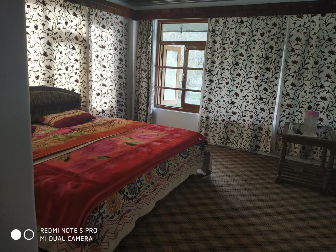 Hotel King Palace Pahalgām Εξωτερικό φωτογραφία